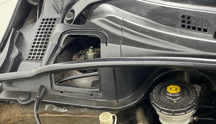 2018 Honda City VX CVT PETROL, Petrol, Automatic, 66,399 km, Bonnet (hood) - Cowl vent panel has minor damage