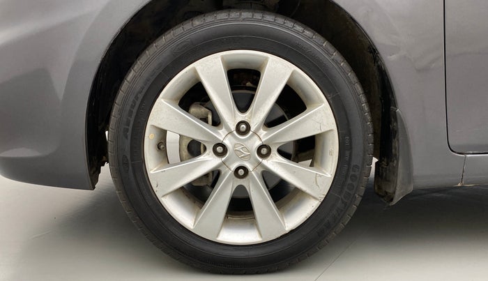 2013 Hyundai Verna FLUIDIC 1.6 CRDI SX, Diesel, Manual, 81,298 km, Left Front Wheel