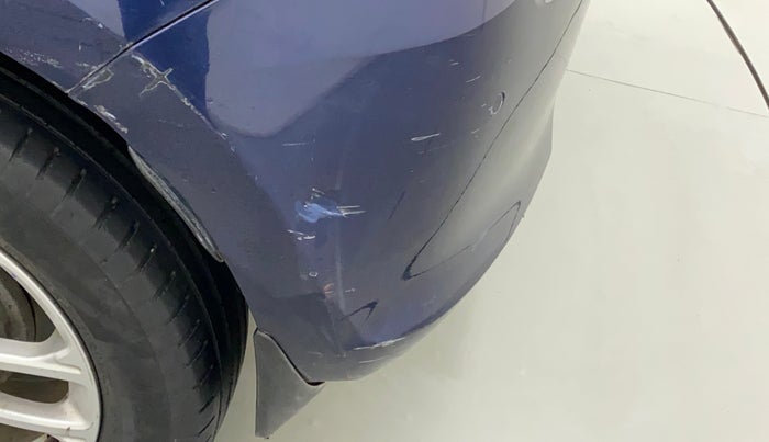 2018 Maruti Swift ZXI AMT, Petrol, Automatic, 61,673 km, Rear bumper - Minor scratches