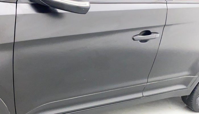 2018 Hyundai Creta E PLUS 1.6 PETROL, Petrol, Manual, 1,14,372 km, Front passenger door - Minor scratches