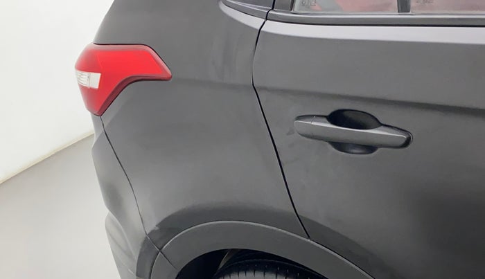 2018 Hyundai Creta E PLUS 1.6 PETROL, Petrol, Manual, 1,14,372 km, Right quarter panel - Slightly dented