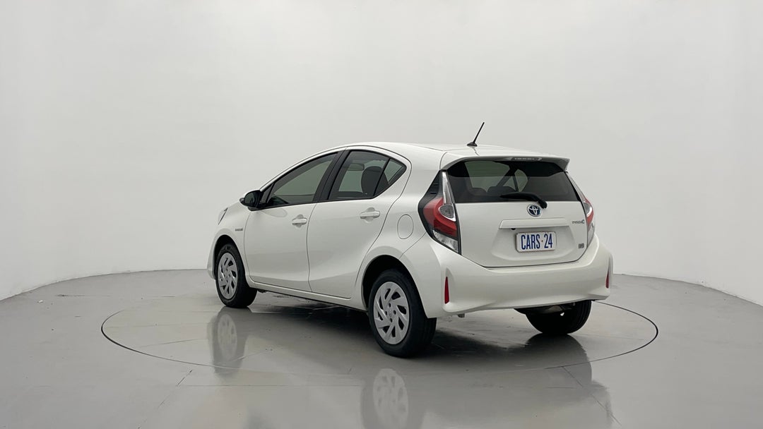 Left Back Diagonal (45- Degree) View