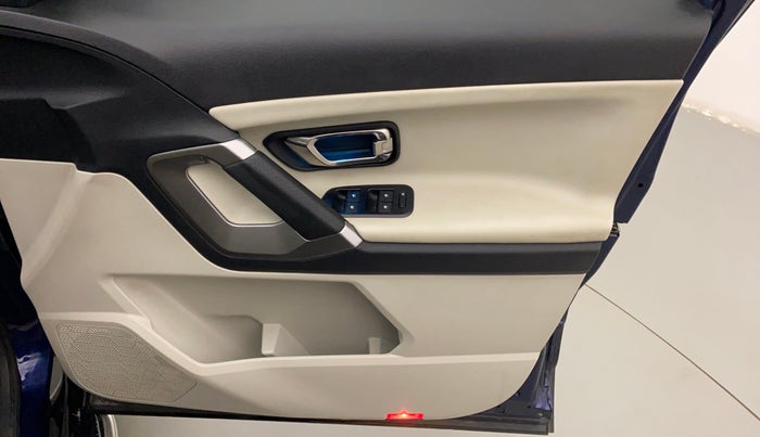 2021 Tata Safari XZA PLUS 6S, Diesel, Automatic, 15,678 km, Driver Side Door Panels Control
