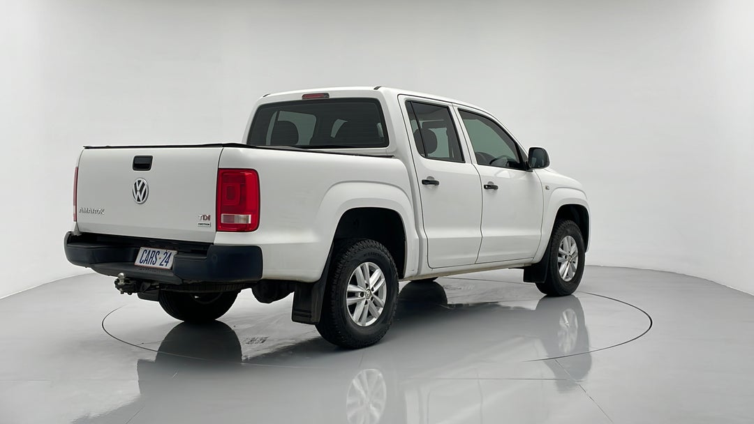 Right Back Diagonal (45- Degree) View