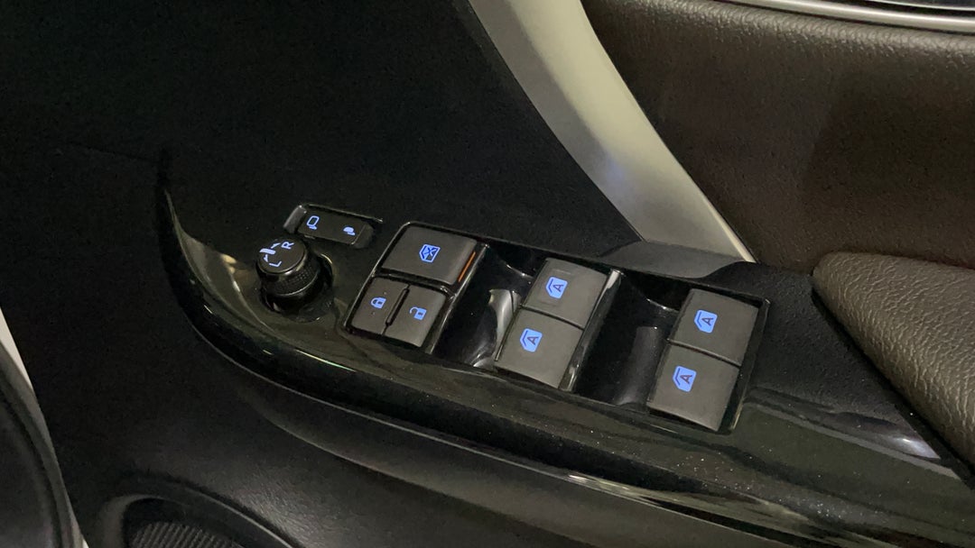 Drivers Side Door Panel Controls
