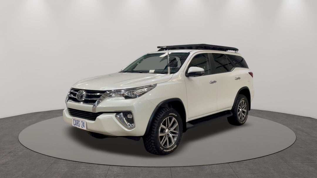 Left Front Diagonal (45- Degree) View