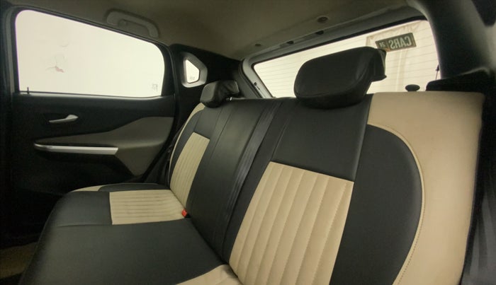 2021 Nissan MAGNITE XL, Petrol, Manual, 5,745 km, Right Side Rear Door Cabin