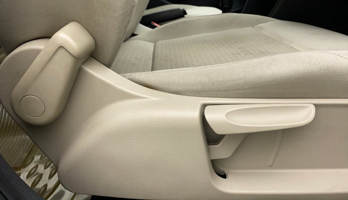 2014 Volkswagen Polo COMFORTLINE 1.2L PETROL, Petrol, Manual, 30,501 km, Driver Side Adjustment Panel