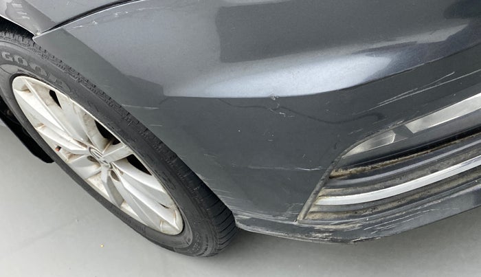 2016 Volkswagen Ameo HIGHLINE1.5L, Diesel, Manual, 1,09,668 km, Front bumper - Minor scratches