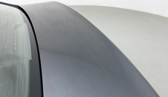 2016 Volkswagen Ameo HIGHLINE1.5L, Diesel, Manual, 1,09,668 km, Dicky (Boot door) - Minor scratches