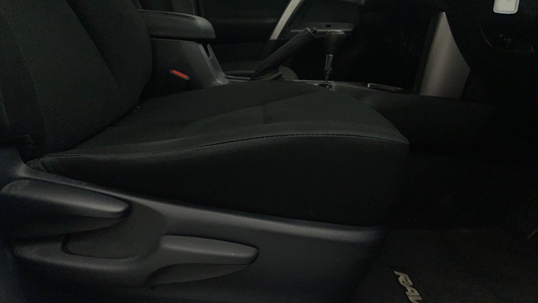 2016 Toyota RAV4 Gx (4x4), Automatic, 59313 km, Drivers Side Adjustment Panel