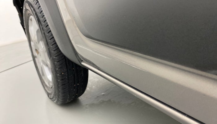 2018 Renault Kwid CLIMBER 1.0, Petrol, Manual, 50,226 km, Right rear door - Slightly dented