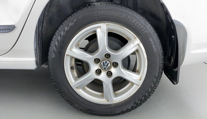 2013 Volkswagen Vento HIGHLINE DIESEL, Diesel, Manual, 75,680 km, Left Rear Wheel