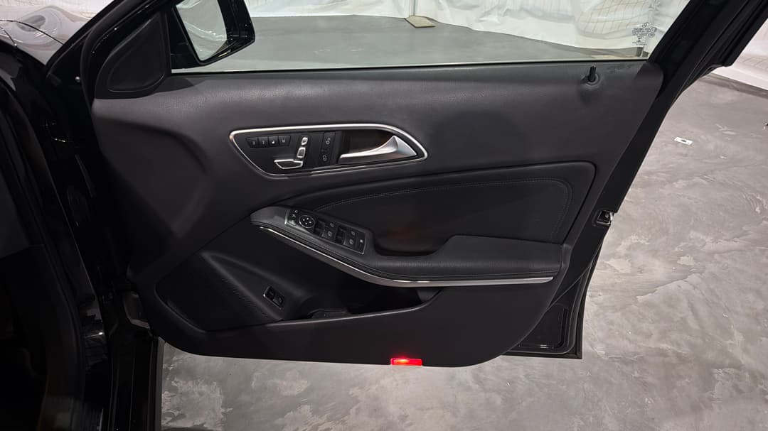 2018 Mercedes-benz GLA 180, Automatic, 55385 km, Speaker View