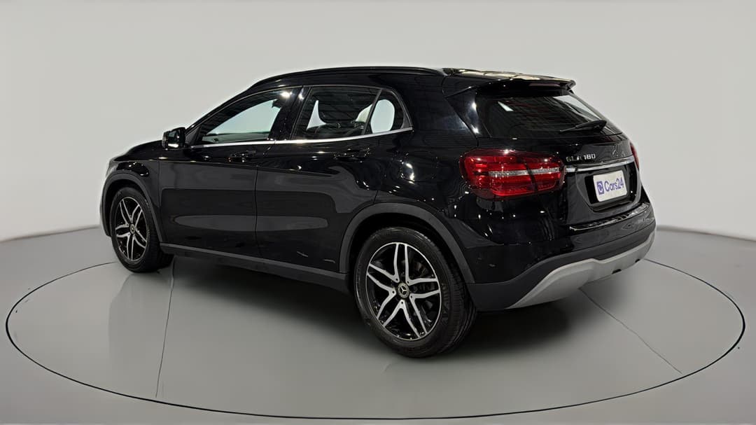2018 Mercedes-benz GLA 180, Automatic, 55385 km, Left Back Diagonal (45- Degree) View