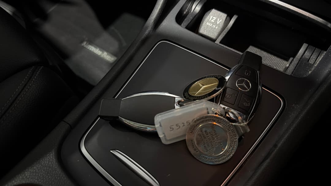 2018 Mercedes-benz GLA 180, Automatic, 55385 km, Key Close-up