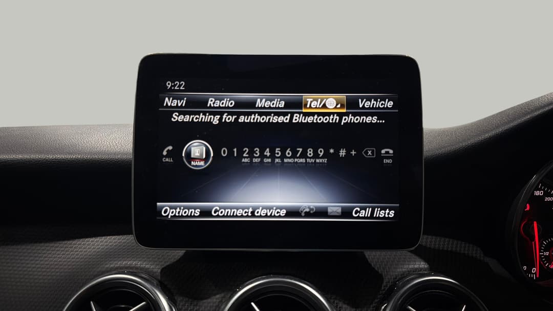 2018 Mercedes-benz GLA 180, Automatic, 55385 km, Infotainment System