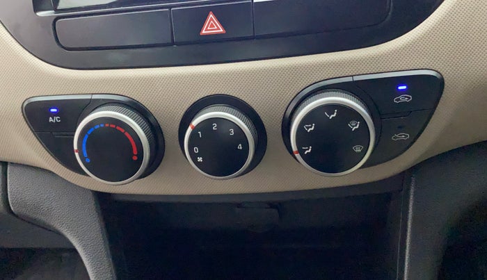 2014 Hyundai Grand i10 MAGNA 1.2 KAPPA VTVT, Petrol, Manual, 48,110 km, AC Unit - Minor issue in the heater switch