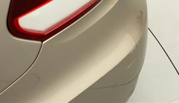 2017 Volkswagen Vento HIGHLINE 1.5 AT, Diesel, Automatic, 1,12,906 km, Rear bumper - Slightly dented