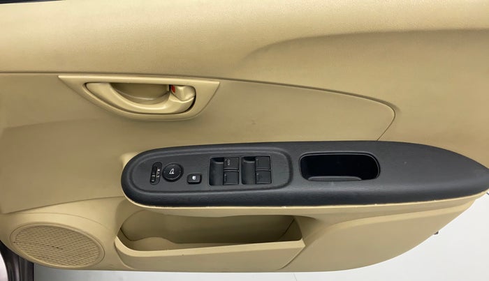 2015 Honda Amaze 1.2 SMT I VTEC, Petrol, Manual, 68,693 km, Driver Side Door Panels Control