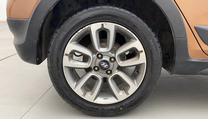 2015 Hyundai i20 Active 1.2 SX, Petrol, Manual, 87,413 km, Right Rear Wheel