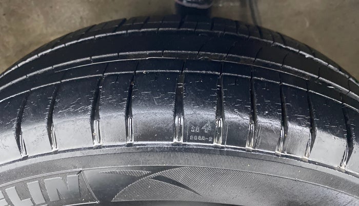 2017 Maruti Alto 800 VXI, Petrol, Manual, 16,038 km, Left Front Tyre Tread