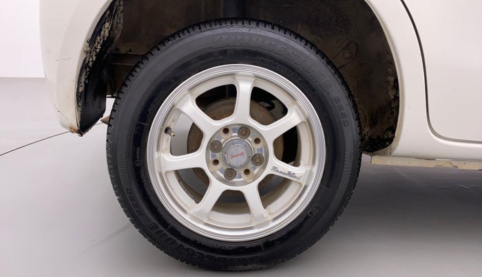 2014 Toyota Etios Liva D 4D VD, Diesel, Manual, 79,359 km, Right Rear Wheel