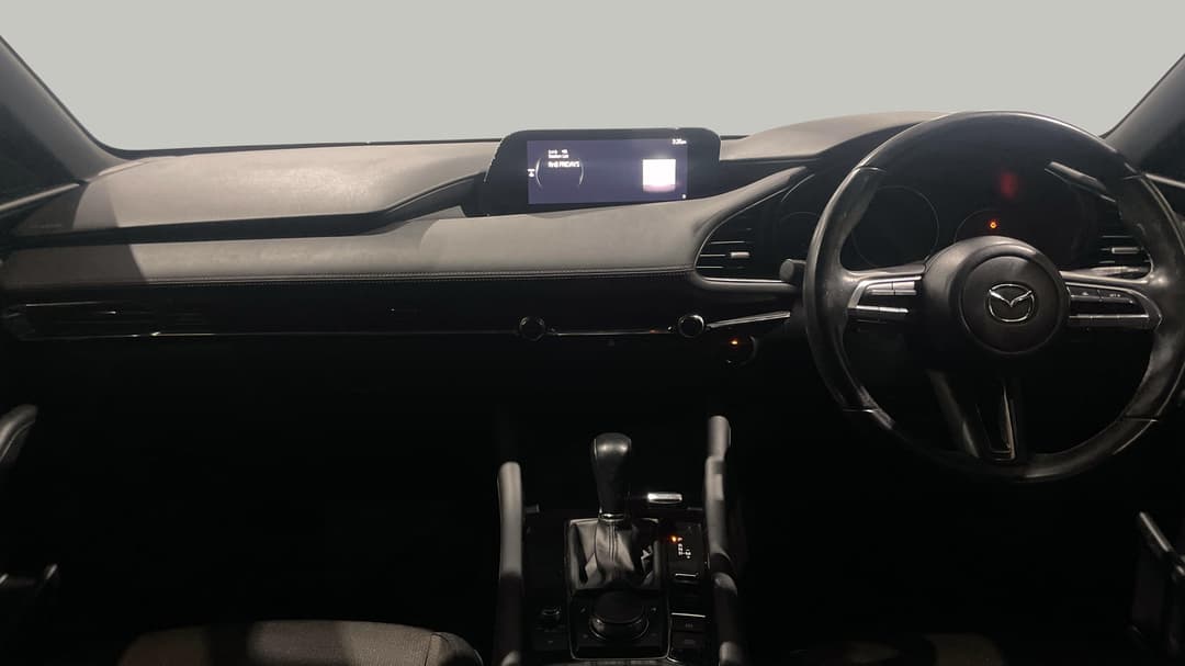 2021 Mazda Mazda3 G20 Evolve, Automatic, 80689 km, Dashboard View