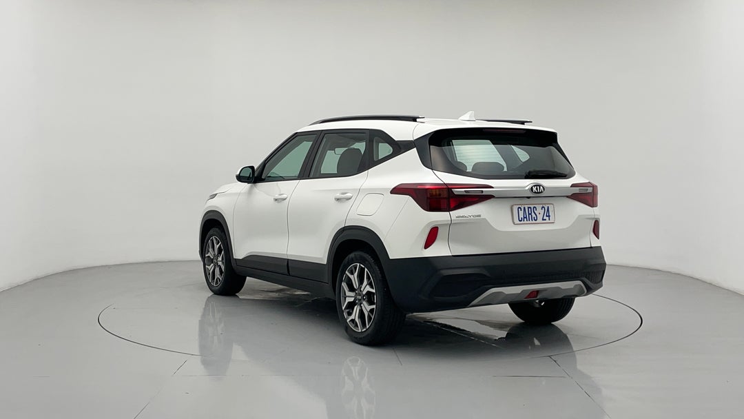 Left Back Diagonal (45- Degree) View