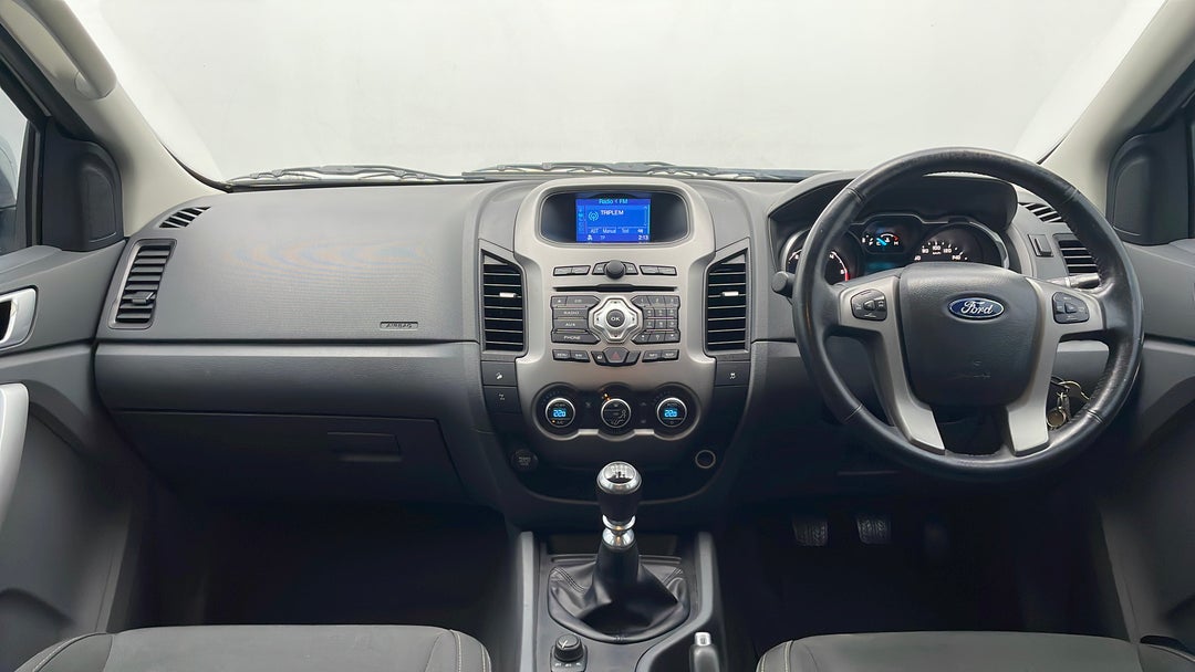 2015 Ford Ranger Xlt 3.2 (4x4), Manual, 113219 km, Dashboard View