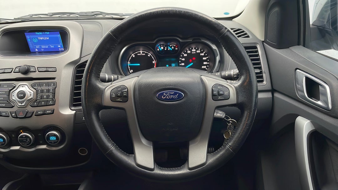 2015 Ford Ranger Xlt 3.2 (4x4), Manual, 113219 km, Steering Wheel Close-up