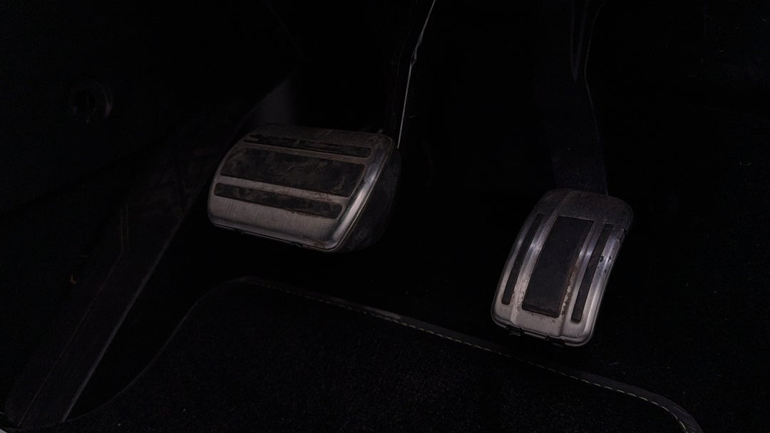 2020 Peugeot 2008 Gt Sport, Automatic, 72191 km, Pedals and Footmat