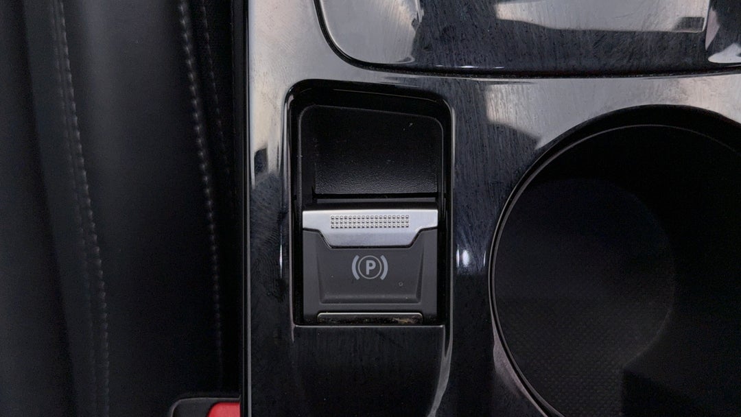 2020 Peugeot 2008 Gt Sport, Automatic, 72191 km, Handbrake