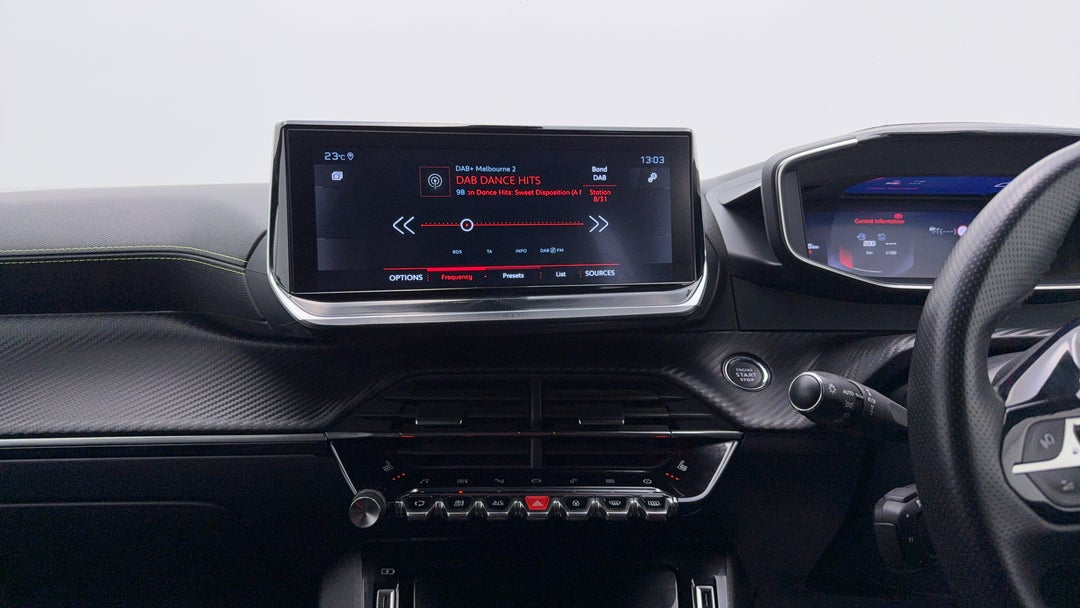 2020 Peugeot 2008 Gt Sport, Automatic, 72191 km, Center Console