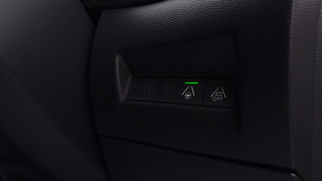 2020 Peugeot 2008 Gt Sport, Automatic, 72191 km, Utility Switches/Buttons