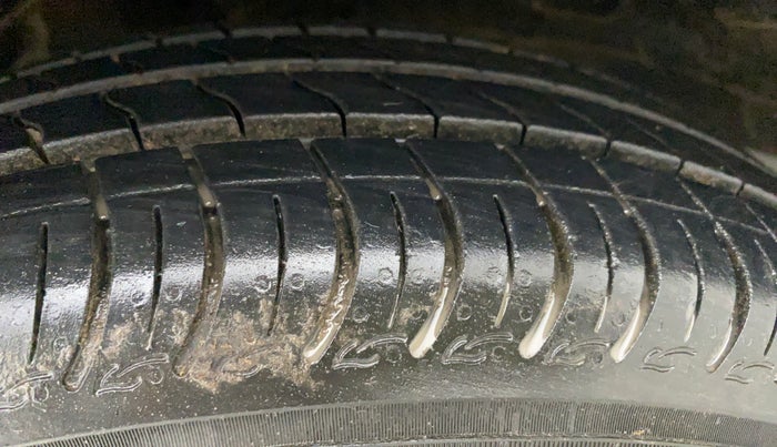 2020 Maruti S PRESSO VXI, Petrol, Manual, 17,545 km, Left Front Tyre Tread