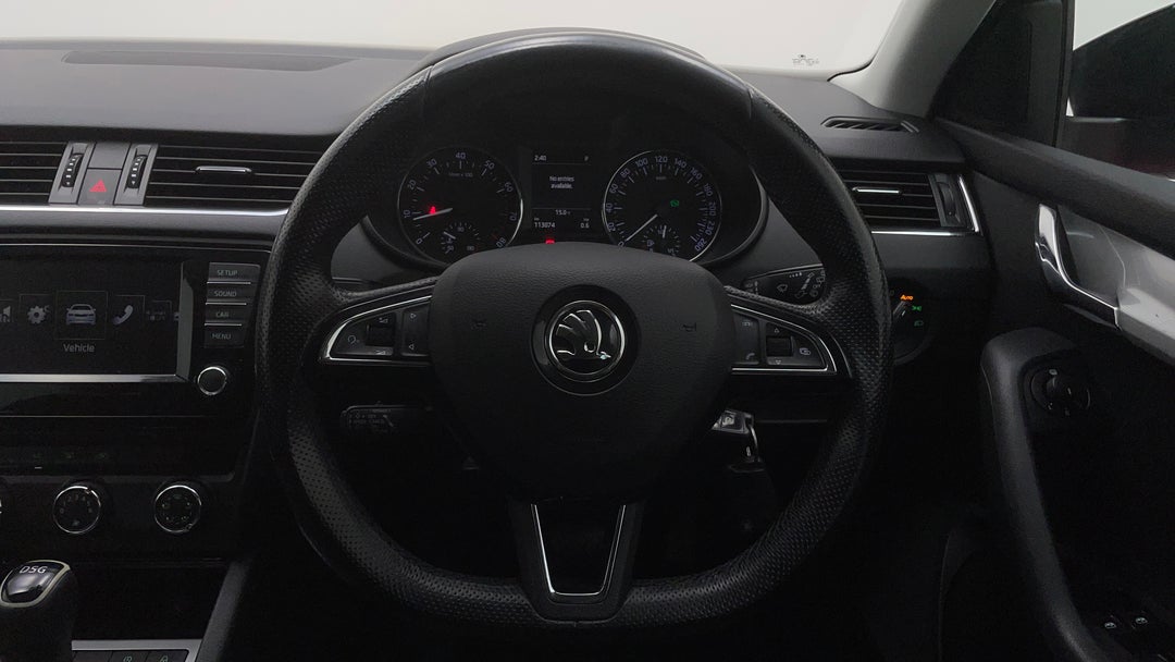 2016 SKODA Octavia 110 Tsi Ambition, Automatic, 113074 km, Steering Wheel Close-up