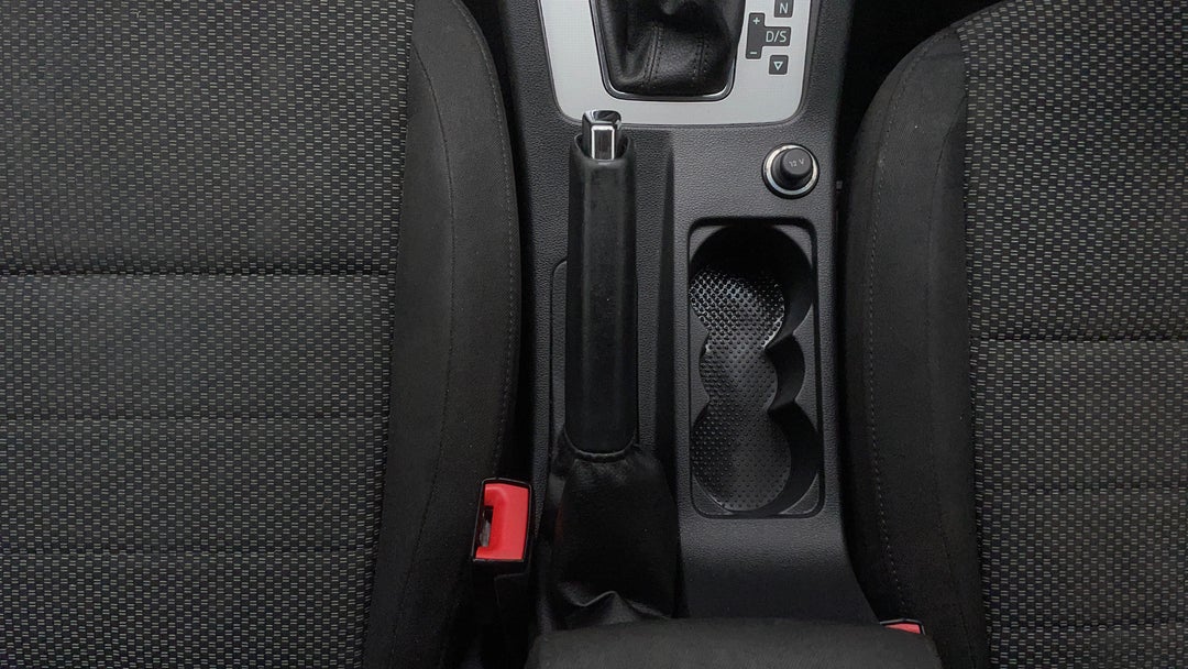 2016 SKODA Octavia 110 Tsi Ambition, Automatic, 113074 km, Handbrake