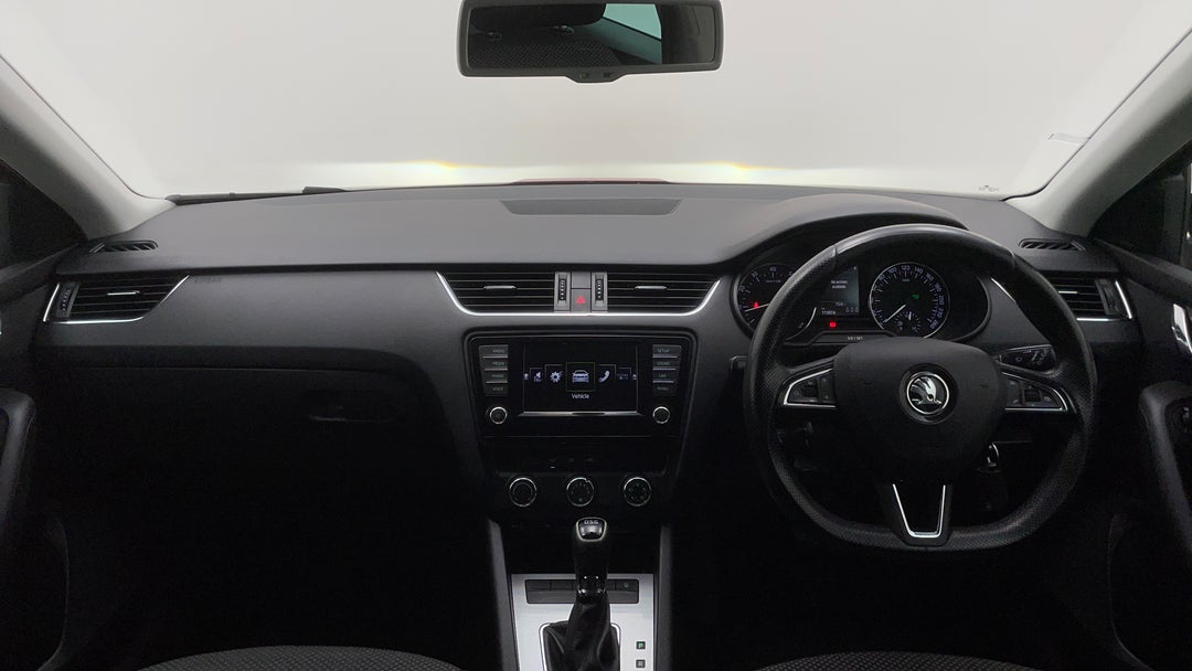 2016 SKODA Octavia 110 Tsi Ambition, Automatic, 113074 km, Dashboard View