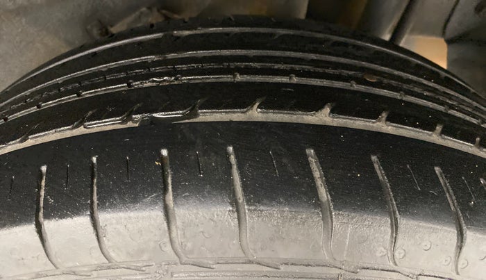 2019 Tata NEXON XM 1.2, Petrol, Manual, 28,449 km, Left Rear Tyre Tread