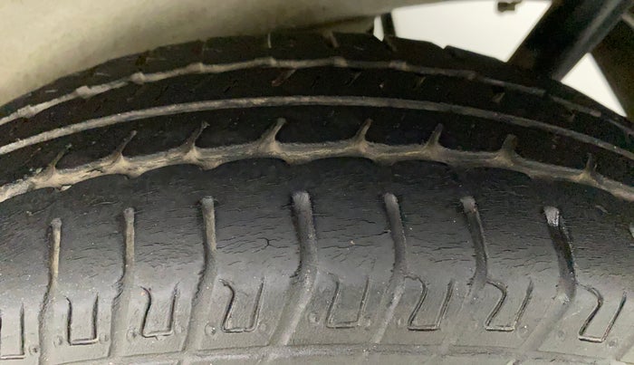 2018 Maruti Wagon R 1.0 LXI CNG, CNG, Manual, 41,438 km, Left Rear Tyre Tread