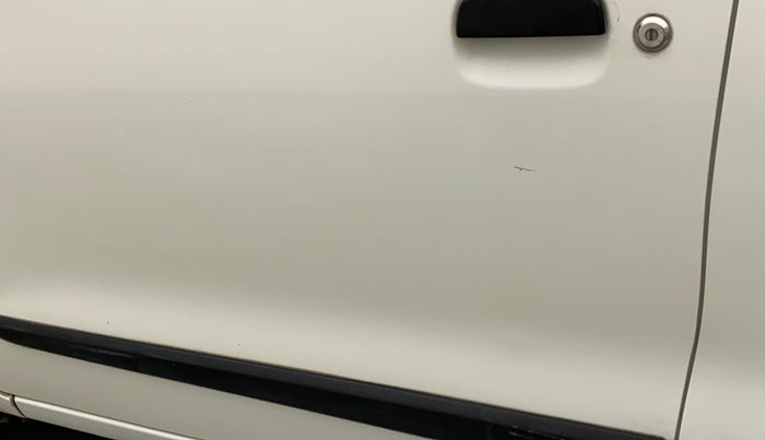 2018 Maruti Wagon R 1.0 LXI CNG, CNG, Manual, 41,438 km, Front passenger door - Slightly dented