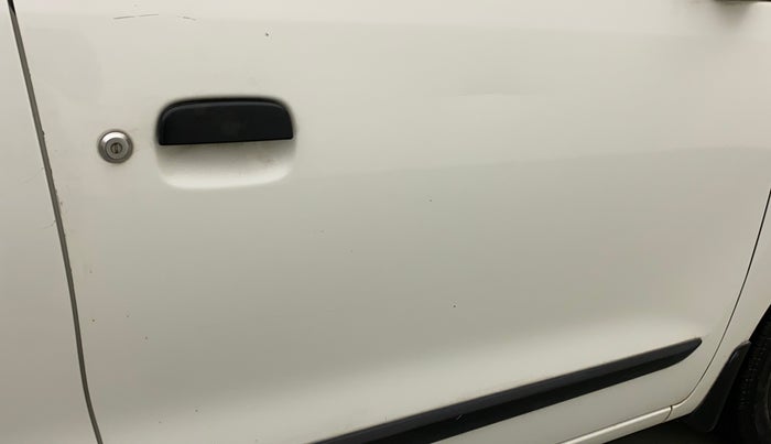 2018 Maruti Wagon R 1.0 LXI CNG, CNG, Manual, 41,438 km, Driver-side door - Slightly dented