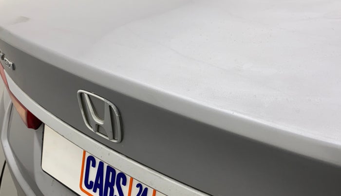 2021 Honda City 1.5L I-VTEC SV, Petrol, Manual, 25,886 km, Dicky (Boot door) - Minor scratches