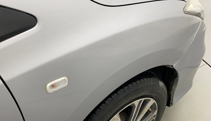 2021 Honda City 1.5L I-VTEC SV, Petrol, Manual, 25,886 km, Right fender - Minor scratches
