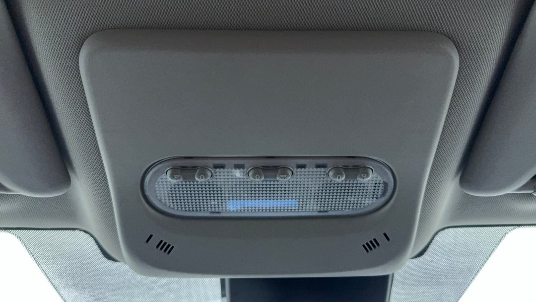 On-Roof Controls/Sunglass holder