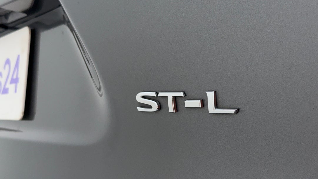 Badge (Boot Right Side)