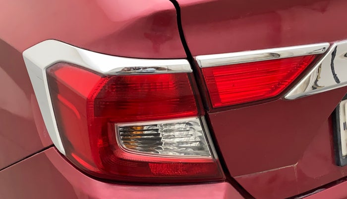 2018 Honda Amaze 1.5L I-DTEC VX, Diesel, Manual, 89,841 km, Left tail light - Minor scratches