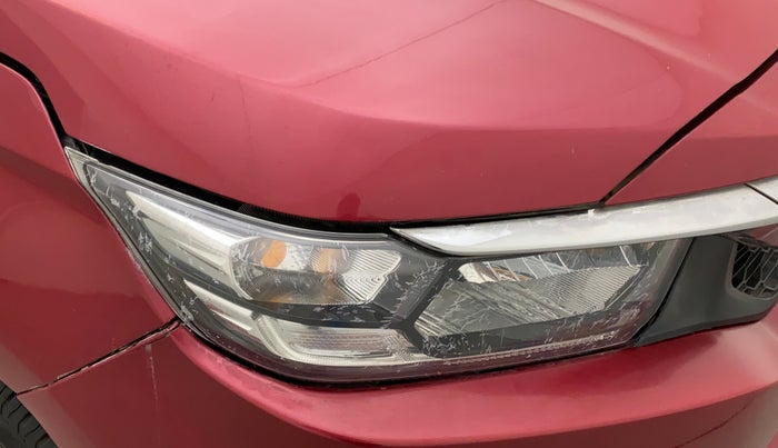 2018 Honda Amaze 1.5L I-DTEC VX, Diesel, Manual, 89,841 km, Right headlight - < 2 inches,no. = 2