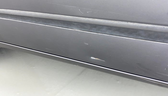 2011 Hyundai i10 ERA 1.1 IRDE, Petrol, Manual, 33,360 km, Front passenger door - Slightly dented